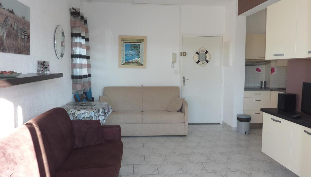 Studio Residence Bona, Vue Hippodrome Et Mer, Clim Йер Экстерьер фото